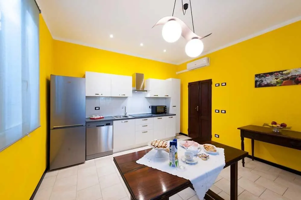 B&B La Quercia Di Mery La Villa  Bed & Breakfast