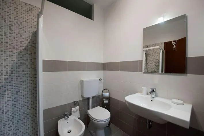 B&B La Quercia Di Mery La Villa  Italy
